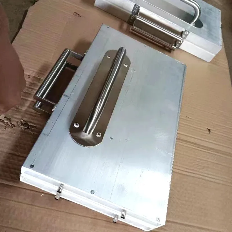 Water-Cooling Beeswax Foundation Machine Silicone Cells Beekeeping Foundation Press Langstroth and Dadant Size Bee Tools - Image 6